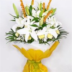 SURPRISE UR LOVED ONES BY SENDING FLOWER BOUQUET ON THEIR SPECIAL DAY 